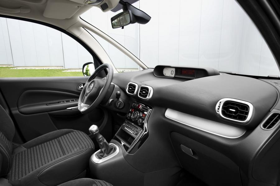  Citroen C3 Picasso 2009 года  (фото 235 из 242)